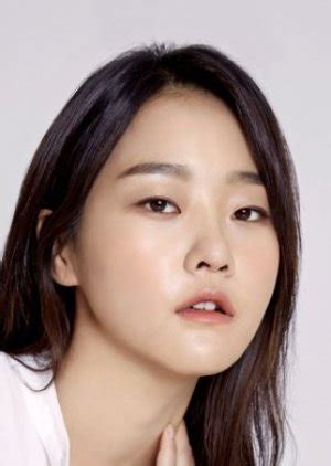 김소연 가슴, 그녀의 연기력과의 상관관계